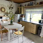 Wiire Holiday Home&Smoke Sauna Puhkemaja *