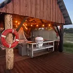 Wiire Holiday Home & Smoke Sauna Dom wakacyjny Saulepa