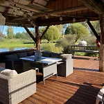 Wiire Holiday Home & Smoke Sauna Dom wakacyjny Saulepa