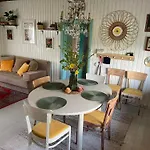 Wiire Holiday Home&Smoke Sauna Puhkemaja *