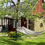 Wiire Private Holiday Home & Smoke Sauna بيت للعطل *