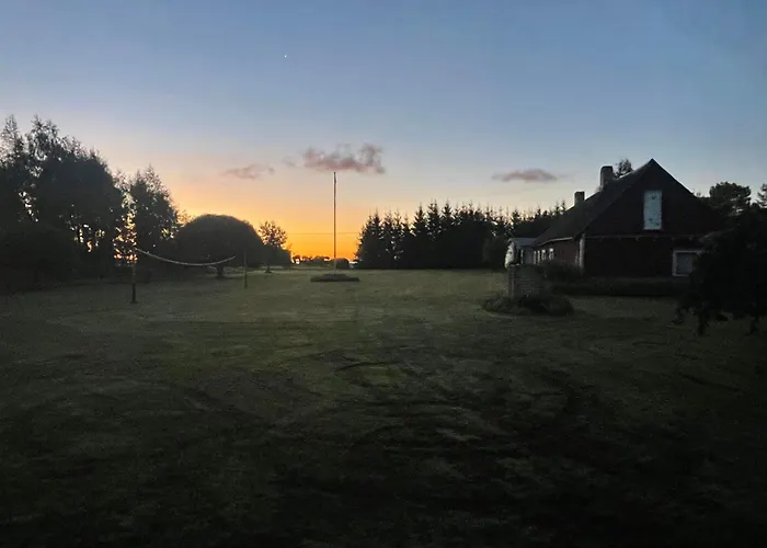 Dom wakacyjny Wiire Old Fishermans And Smoke Sauna Saulepa