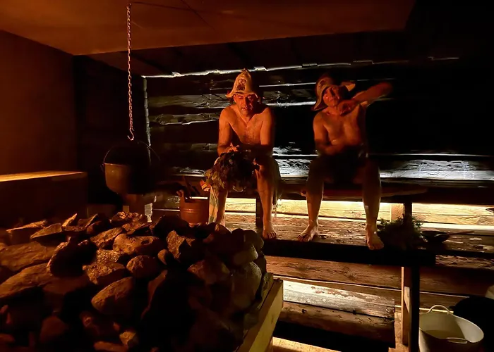 Dom wakacyjny Wiire Old Fishermans And Smoke Sauna Saulepa